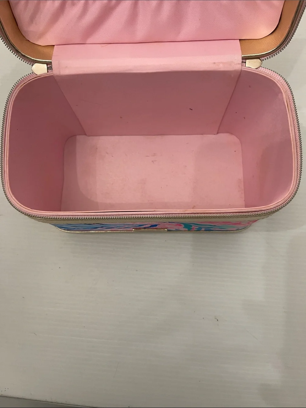Lilly Pulitzer Gold Multi-Color Cosmetic Train Case